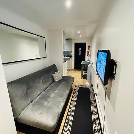 Exclusive Private One Bedroom Suite London Bagian luar foto