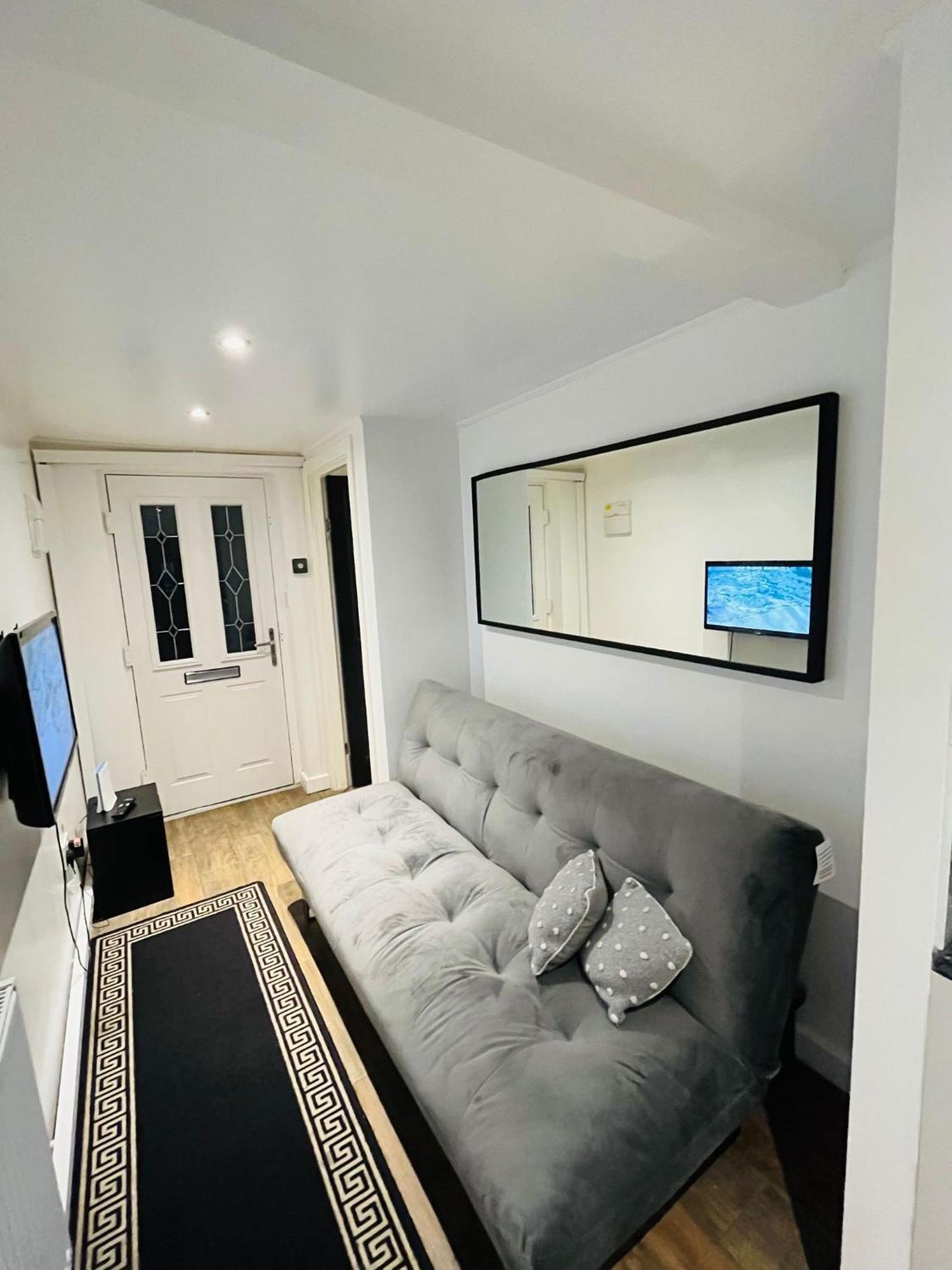 Exclusive Private One Bedroom Suite London Bagian luar foto