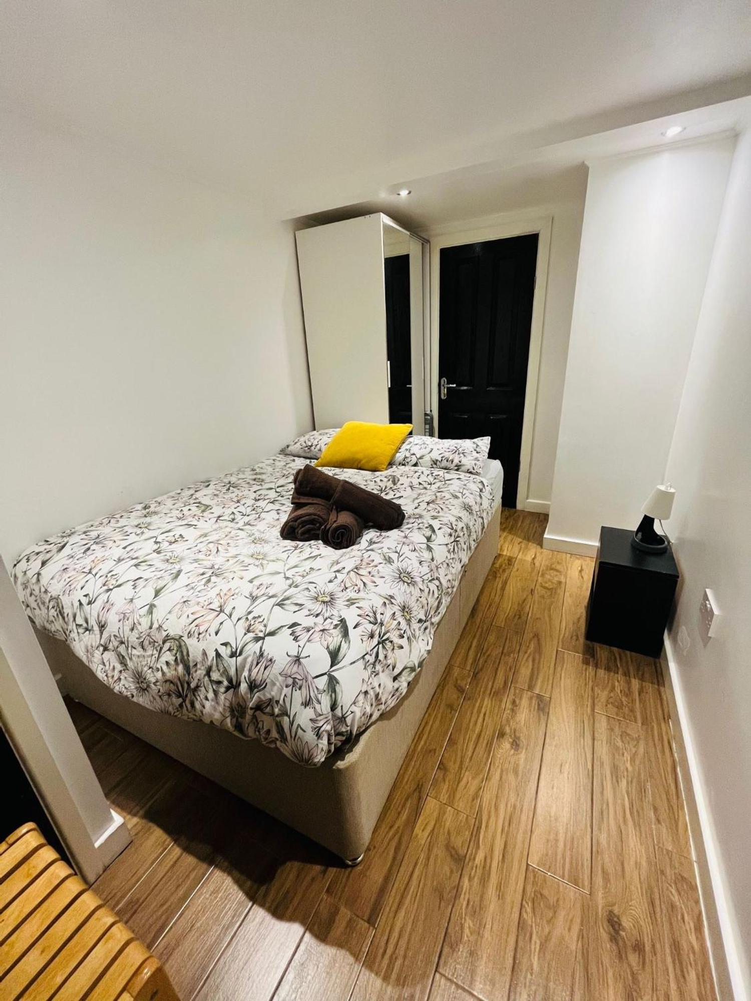 Exclusive Private One Bedroom Suite London Bagian luar foto